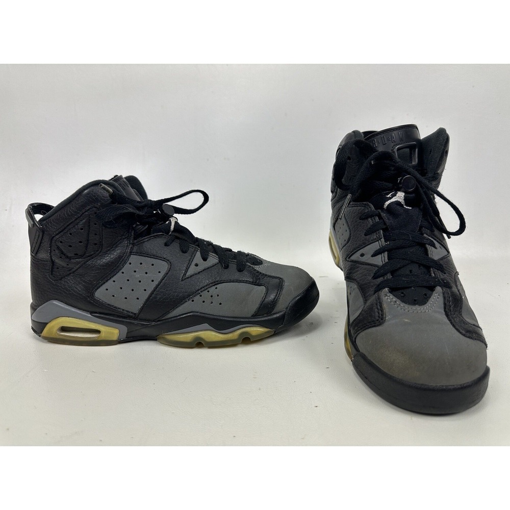 Nike Jordan 6 Retro Basketball Sneakers Grey 384665-010 Size 6Y Womens 7.5‎